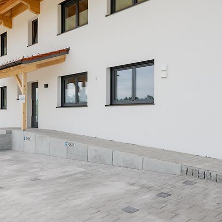 Fenjoy: Ferienapartment In Neubau / Balkon / Bbq Bernau am Chiemsee Buitenkant foto