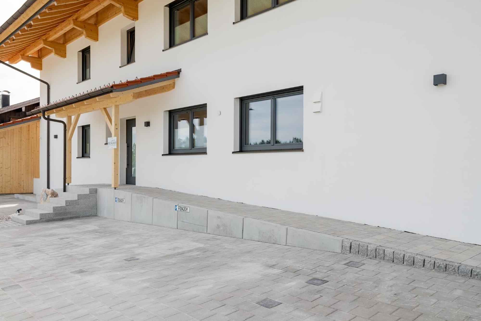 Fenjoy: Ferienapartment In Neubau / Balkon / Bbq Bernau am Chiemsee Buitenkant foto